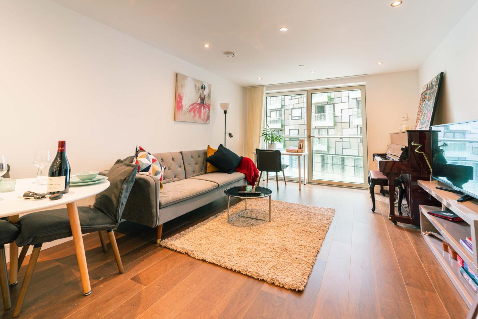 Stylish And Comfortable Canary Wharf Perfect For Long Апартаменты