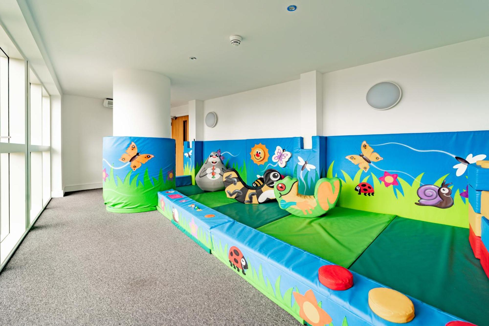 Stylish And Comfortable Canary Wharf Perfect For Long Апартаменты Лондон